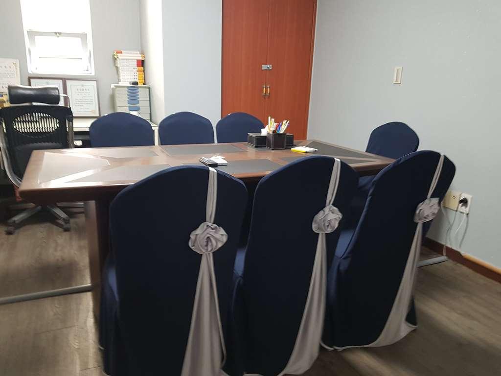 Metro Pol Tourist Hotel Pyeongtaek Einrichtungen foto